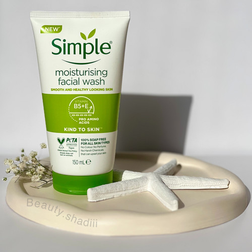 ژل شستوشوی صورت سیمپل مدل moisturising حجم 150 میلیلیتر